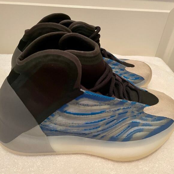 Adidas Yeezy QNTMZ Basketball Sneaker - Men’s Size 6.5/Women’s Size 8 main image 9